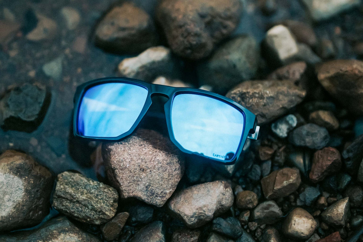 Wiley X Apex Polarized Blue Mirror Protective Sunglasses — Image 4
